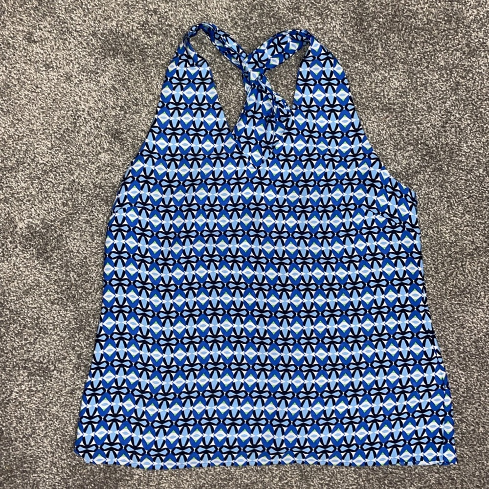Banana Republic Sz 8, tank top, criss-cross back. 
Like new condition.